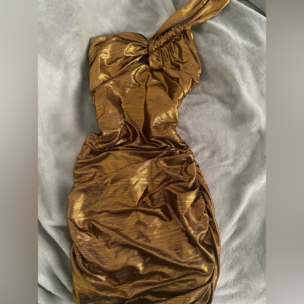 Elegant Gold Ruched Women's Dress